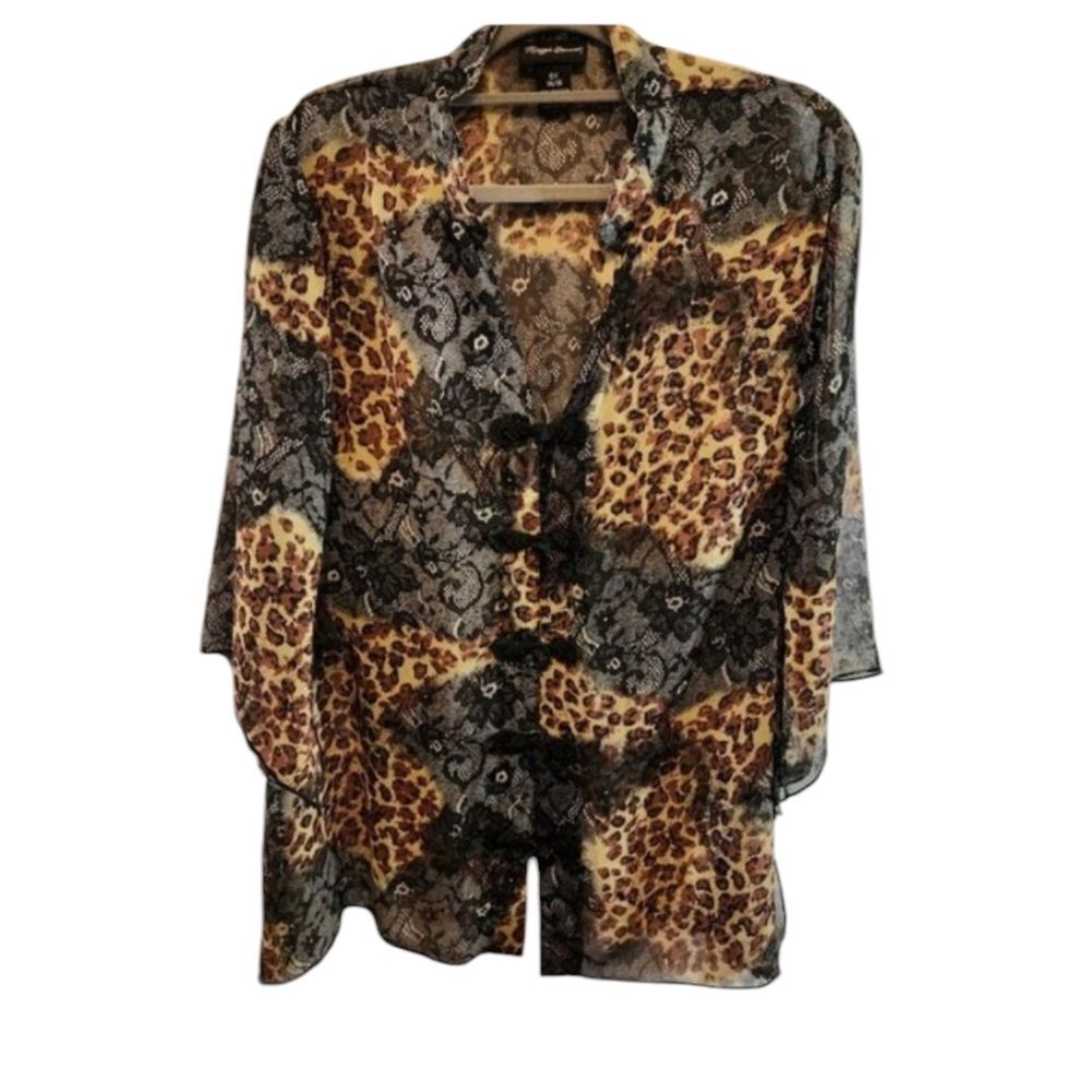 MAGGIE BARNES ANIMAL PRINT SIZE 14 16 SHEER TOP SIDE SLITS RELAXED 3/4 SLEEVE